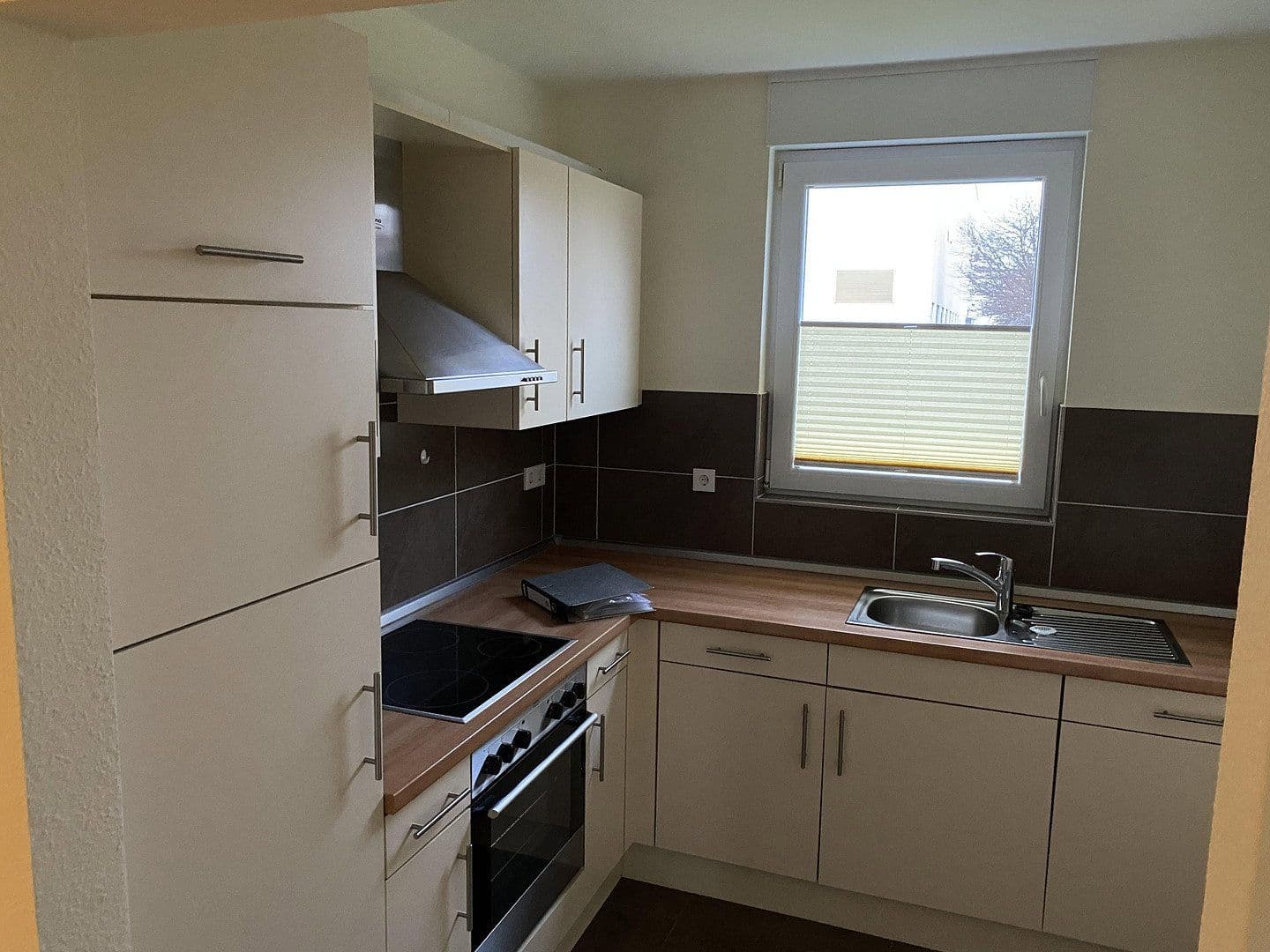 Pronájem bytu 2+1 70 m², Schillerstraße 18, Haßloch, Porýní-Falc Pronájem bytu 2+1 70 m², Schillerstraße 18, Haßloch, Porýní-Falc