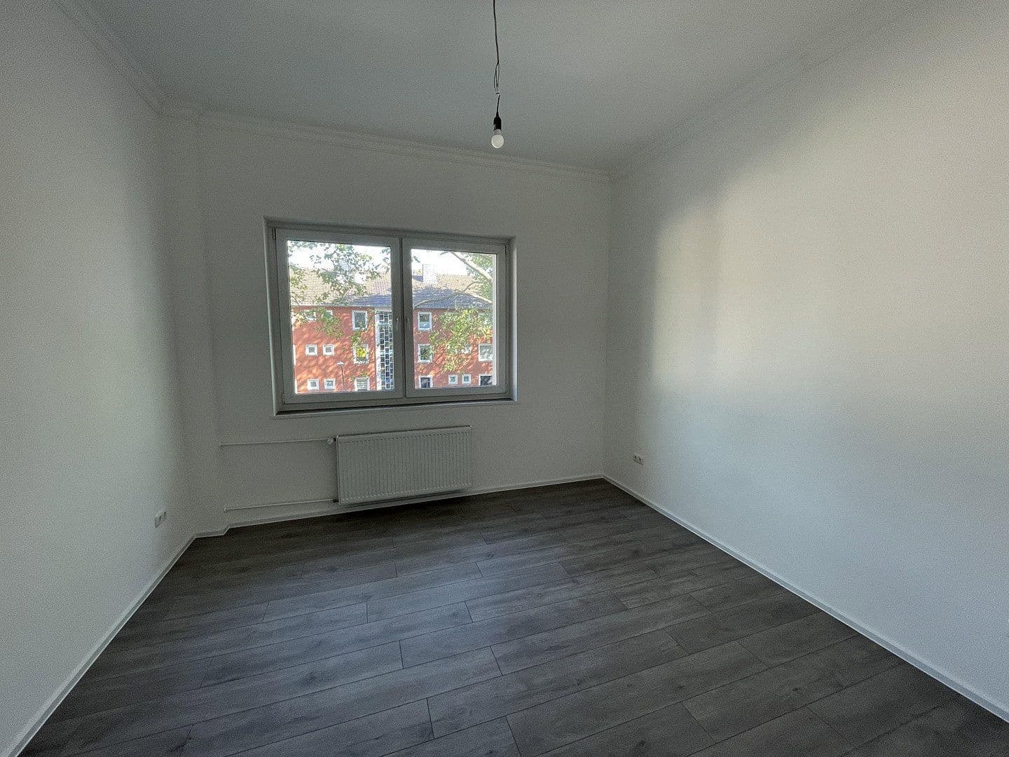 Prodej bytu 2+1 58 m², Köln, Severní Porýní-Vestfálsko Prodej bytu 2+1 58 m², Köln, Severní Porýní-Vestfálsko