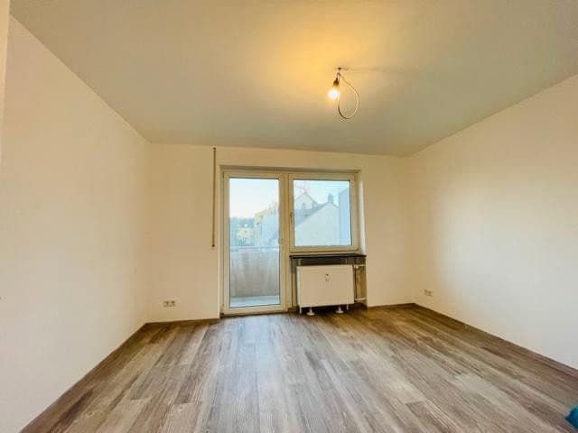 Pronájem bytu 2+1 50 m², Rheinfeldstraße 32, Ludwigshafen am Rhein, Porýní-Falc Pronájem bytu 2+1 50 m², Rheinfeldstraße 32, Ludwigshafen am Rhein, Porýní-Falc