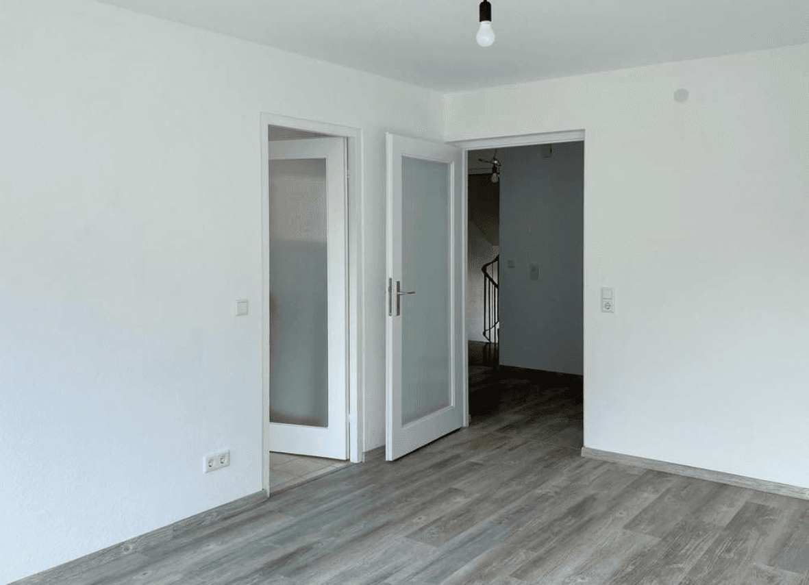 Pronájem bytu 2+1 50 m², Rheinfeldstraße 32, Ludwigshafen am Rhein, Porýní-Falc Pronájem bytu 2+1 50 m², Rheinfeldstraße 32, Ludwigshafen am Rhein, Porýní-Falc