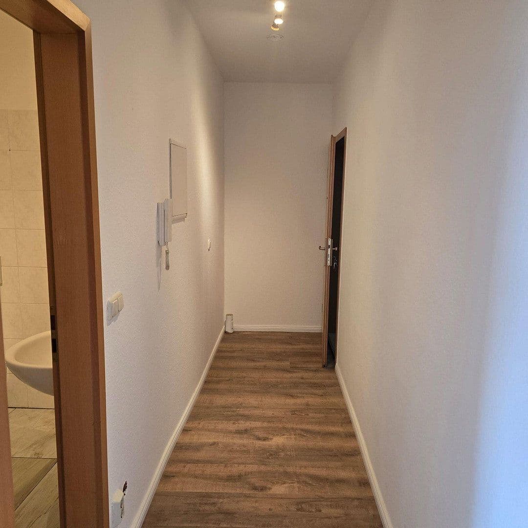 Pronájem bytu 2+1 49 m², Braunschweigerstr. 74, Magdeburg, Sasko-Anhaltsko Pronájem bytu 2+1 49 m², Braunschweigerstr. 74, Magdeburg, Sasko-Anhaltsko