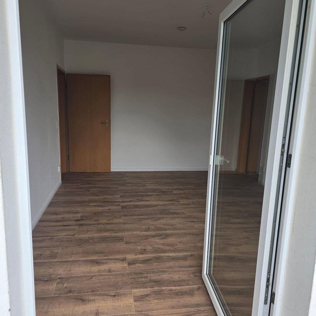 Pronájem bytu 2+1 49 m², Braunschweigerstr. 74, Magdeburg, Sasko-Anhaltsko Pronájem bytu 2+1 49 m², Braunschweigerstr. 74, Magdeburg, Sasko-Anhaltsko