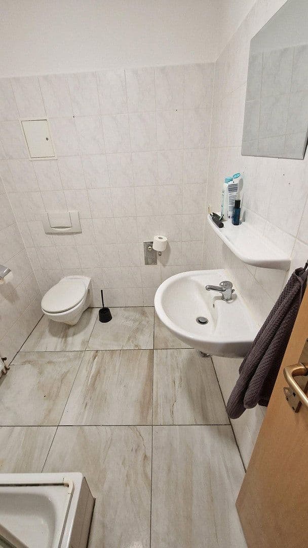 Pronájem bytu 2+1 49 m², Braunschweigerstr. 74, Magdeburg, Sasko-Anhaltsko Pronájem bytu 2+1 49 m², Braunschweigerstr. 74, Magdeburg, Sasko-Anhaltsko