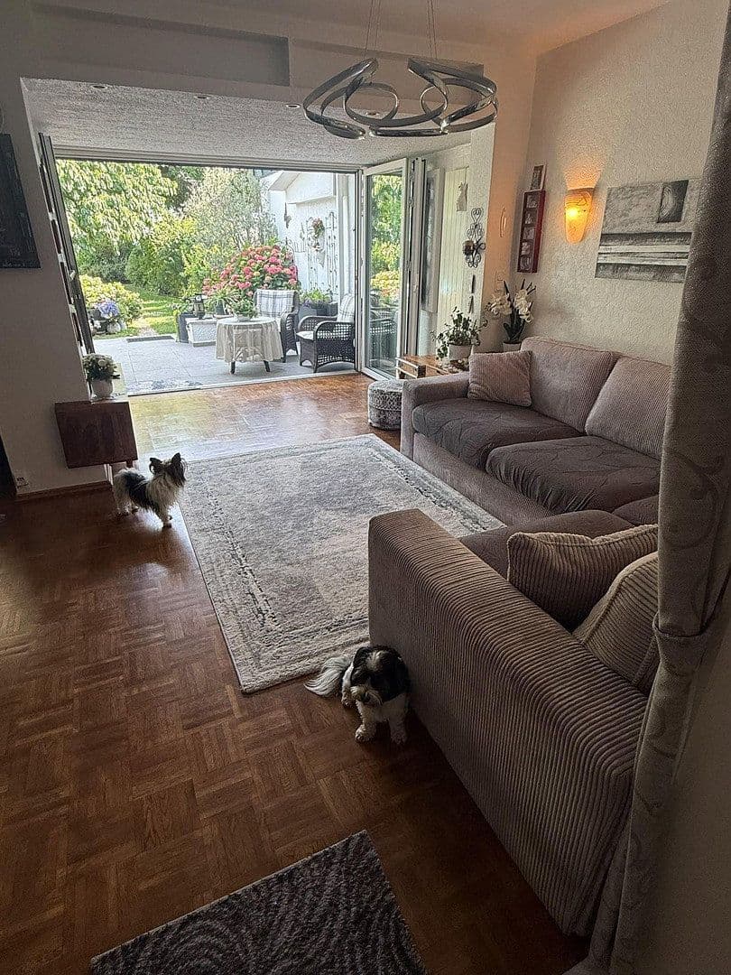 Prodej domu 94 m², pozemek 464 m², Köln, Severní Porýní-Vestfálsko Prodej domu 94 m², pozemek 464 m², Köln, Severní Porýní-Vestfálsko