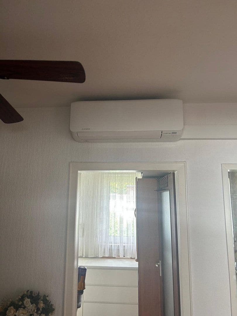 Prodej domu 94 m², pozemek 464 m², Köln, Severní Porýní-Vestfálsko Prodej domu 94 m², pozemek 464 m², Köln, Severní Porýní-Vestfálsko