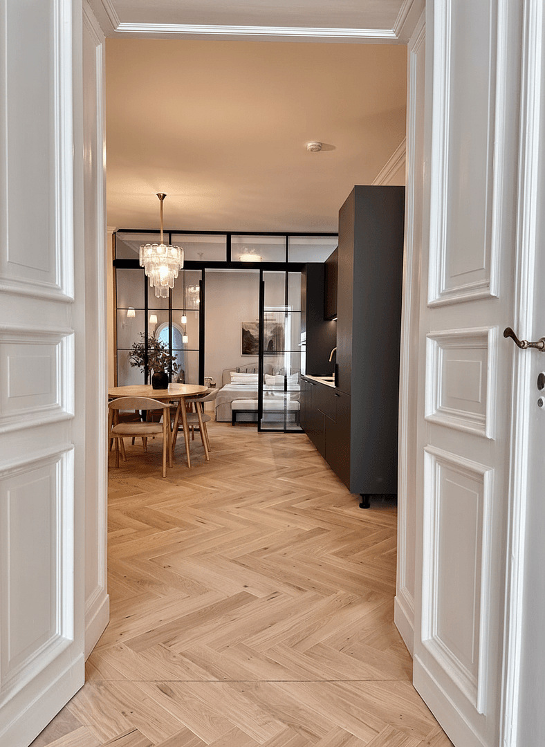 Prodej bytu 3+1 74 m², Schloßstrasse 38, Berlin-Charlottenburg, Berlín Prodej bytu 3+1 74 m², Schloßstrasse 38, Berlin-Charlottenburg, Berlín