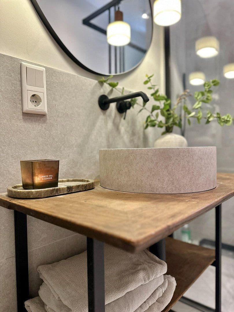 Prodej bytu 3+1 74 m², Schloßstrasse 38, Berlin-Charlottenburg, Berlín Prodej bytu 3+1 74 m², Schloßstrasse 38, Berlin-Charlottenburg, Berlín