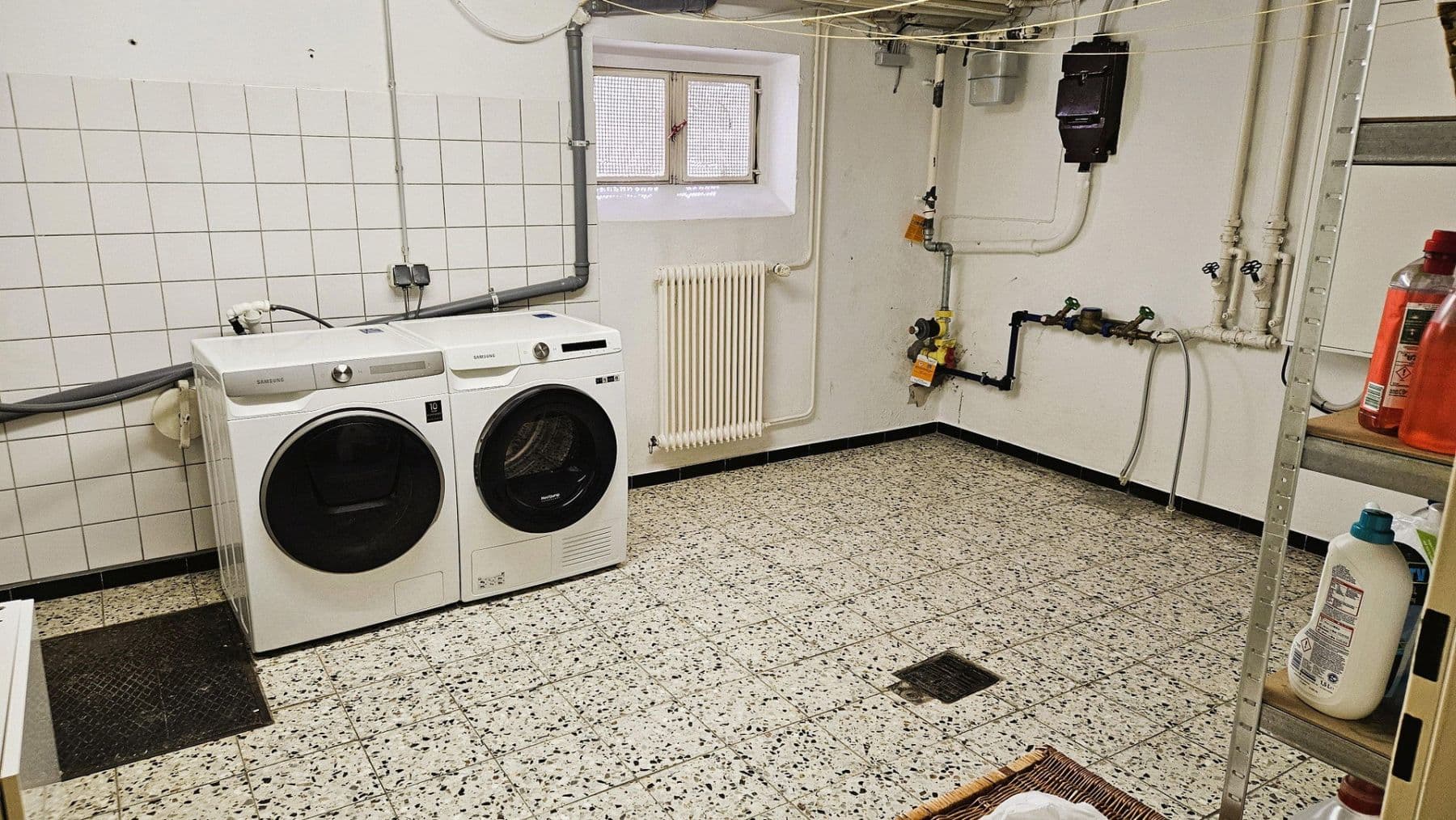 Prodej domu 183 m², pozemek 996 m², Osnabrück, Dolní Sasko Prodej domu 183 m², pozemek 996 m², Osnabrück, Dolní Sasko