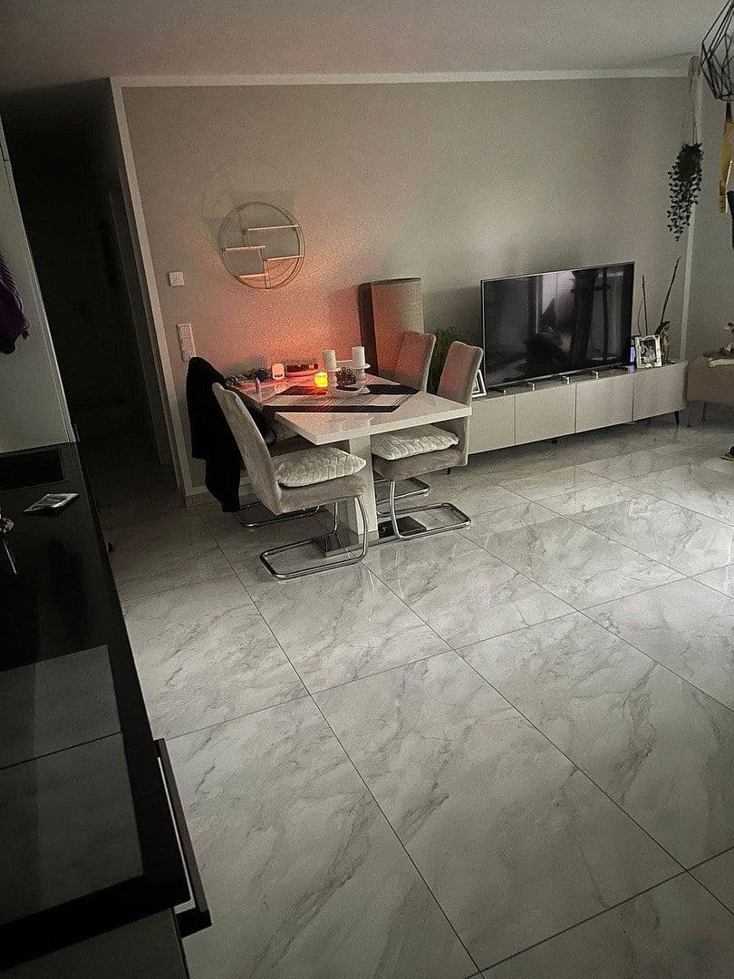 Pronájem bytu 3+1 79 m², Friedhofsallee 5, Gießen, Hessen Pronájem bytu 3+1 79 m², Friedhofsallee 5, Gießen, Hessen