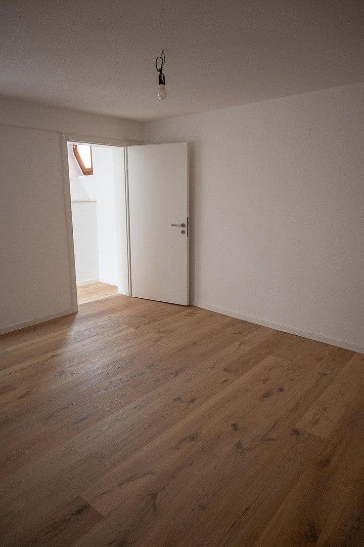 Pronájem domu 130 m², pozemek 70 m², Jungmayrplatz 4, Bad Tölz, Bavorsko Pronájem domu 130 m², pozemek 70 m², Jungmayrplatz 4, Bad Tölz, Bavorsko