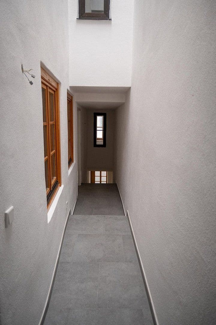 Pronájem domu 130 m², pozemek 70 m², Jungmayrplatz 4, Bad Tölz, Bavorsko Pronájem domu 130 m², pozemek 70 m², Jungmayrplatz 4, Bad Tölz, Bavorsko