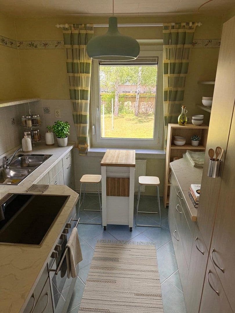Pronájem bytu 3+1 65 m², Halle, Sasko-Anhaltsko Pronájem bytu 3+1 65 m², Halle, Sasko-Anhaltsko