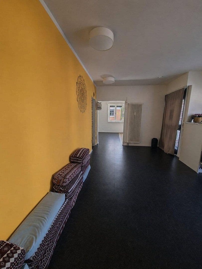 Pronájem kanceláře 91 m², Vordere Str. 37, Fellbach, Bádensko-Württembersko Pronájem kanceláře 91 m², Vordere Str. 37, Fellbach, Bádensko-Württembersko