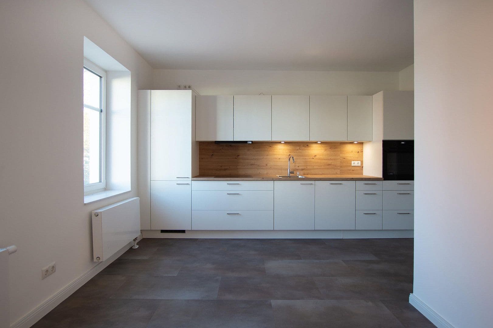 Prodej domu 250 m², pozemek 430 m², Potsdamer Str. 104, Potsdam, Braniborsko Prodej domu 250 m², pozemek 430 m², Potsdamer Str. 104, Potsdam, Braniborsko