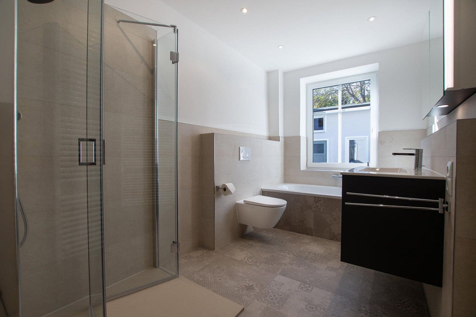 Prodej domu 250 m², pozemek 430 m², Potsdamer Str. 104, Potsdam, Braniborsko Prodej domu 250 m², pozemek 430 m², Potsdamer Str. 104, Potsdam, Braniborsko