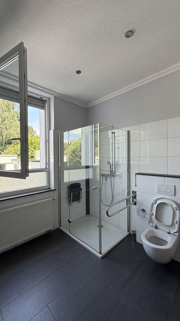 Prodej bytu 4+1 109 m², Niederstraße 9, Recklinghausen, Severní Porýní-Vestfálsko Prodej bytu 4+1 109 m², Niederstraße 9, Recklinghausen, Severní Porýní-Vestfálsko
