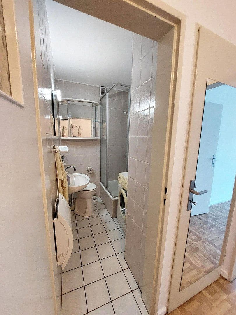 Pronájem bytu 1+1 45 m², Ludwigshafen, Porýní-Falc Pronájem bytu 1+1 45 m², Ludwigshafen, Porýní-Falc
