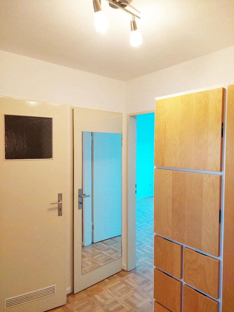Pronájem bytu 1+1 45 m², Ludwigshafen, Porýní-Falc Pronájem bytu 1+1 45 m², Ludwigshafen, Porýní-Falc