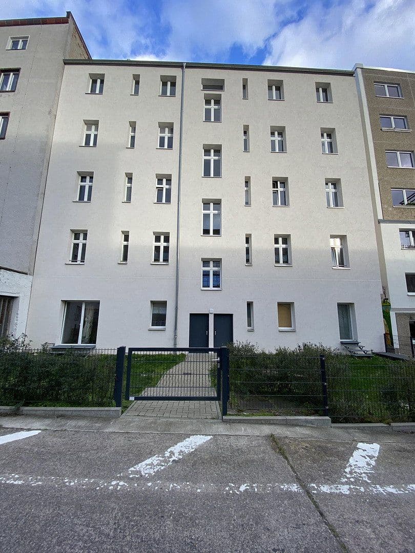 Pronájem bytu 1+1 40 m², Magdalenenstraße 21, Berlin, Berlín Pronájem bytu 1+1 40 m², Magdalenenstraße 21, Berlin, Berlín