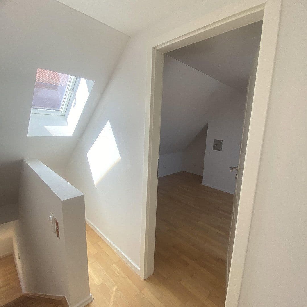Pronájem bytu 3+1 61 m², Vordere Ledergasse 0, Nürnberg, Bavorsko Pronájem bytu 3+1 61 m², Vordere Ledergasse 0, Nürnberg, Bavorsko