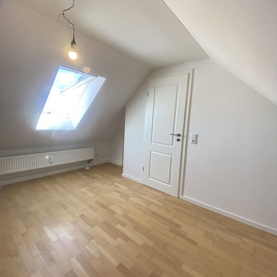 Pronájem bytu 3+1 61 m², Vordere Ledergasse 0, Nürnberg, Bavorsko Pronájem bytu 3+1 61 m², Vordere Ledergasse 0, Nürnberg, Bavorsko
