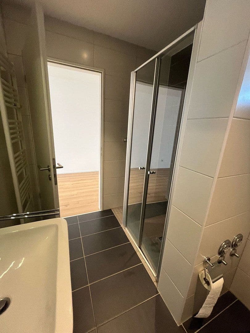 Pronájem bytu 1+1 39 m², Robert-Schuman-Allee 18, Trier, Porýní-Falc Pronájem bytu 1+1 39 m², Robert-Schuman-Allee 18, Trier, Porýní-Falc