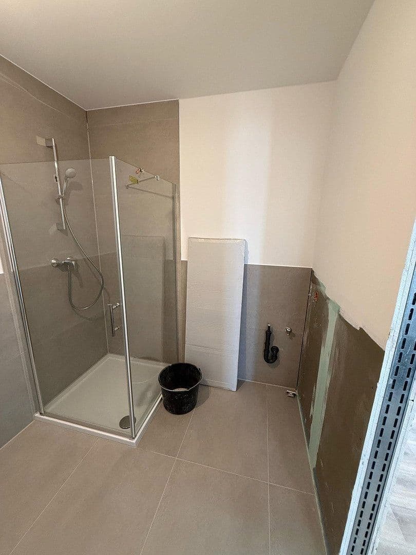Pronájem bytu 3+1 102 m², Klevstr. 4, Troisdorf, Severní Porýní-Vestfálsko Pronájem bytu 3+1 102 m², Klevstr. 4, Troisdorf, Severní Porýní-Vestfálsko