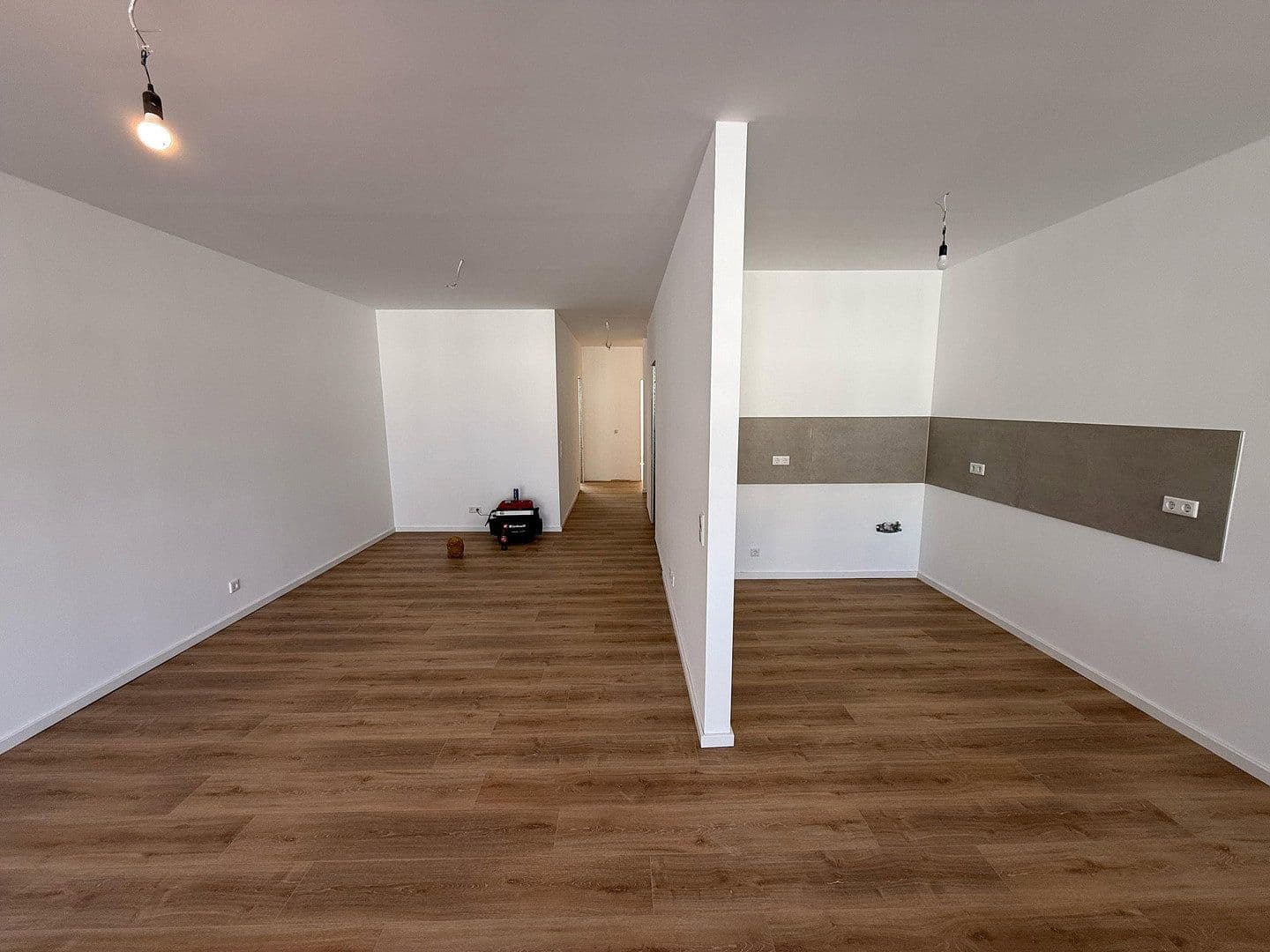 Pronájem bytu 3+1 102 m², Klevstr. 4, Troisdorf, Severní Porýní-Vestfálsko Pronájem bytu 3+1 102 m², Klevstr. 4, Troisdorf, Severní Porýní-Vestfálsko