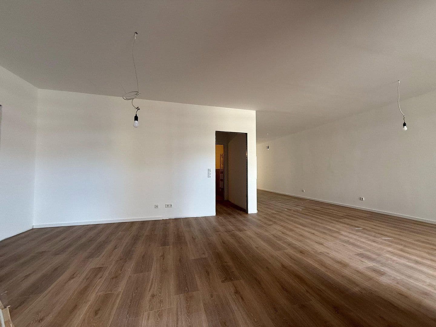 Pronájem bytu 3+1 102 m², Kölner Platz 2, Troisdorf, Severní Porýní-Vestfálsko Pronájem bytu 3+1 102 m², Kölner Platz 2, Troisdorf, Severní Porýní-Vestfálsko