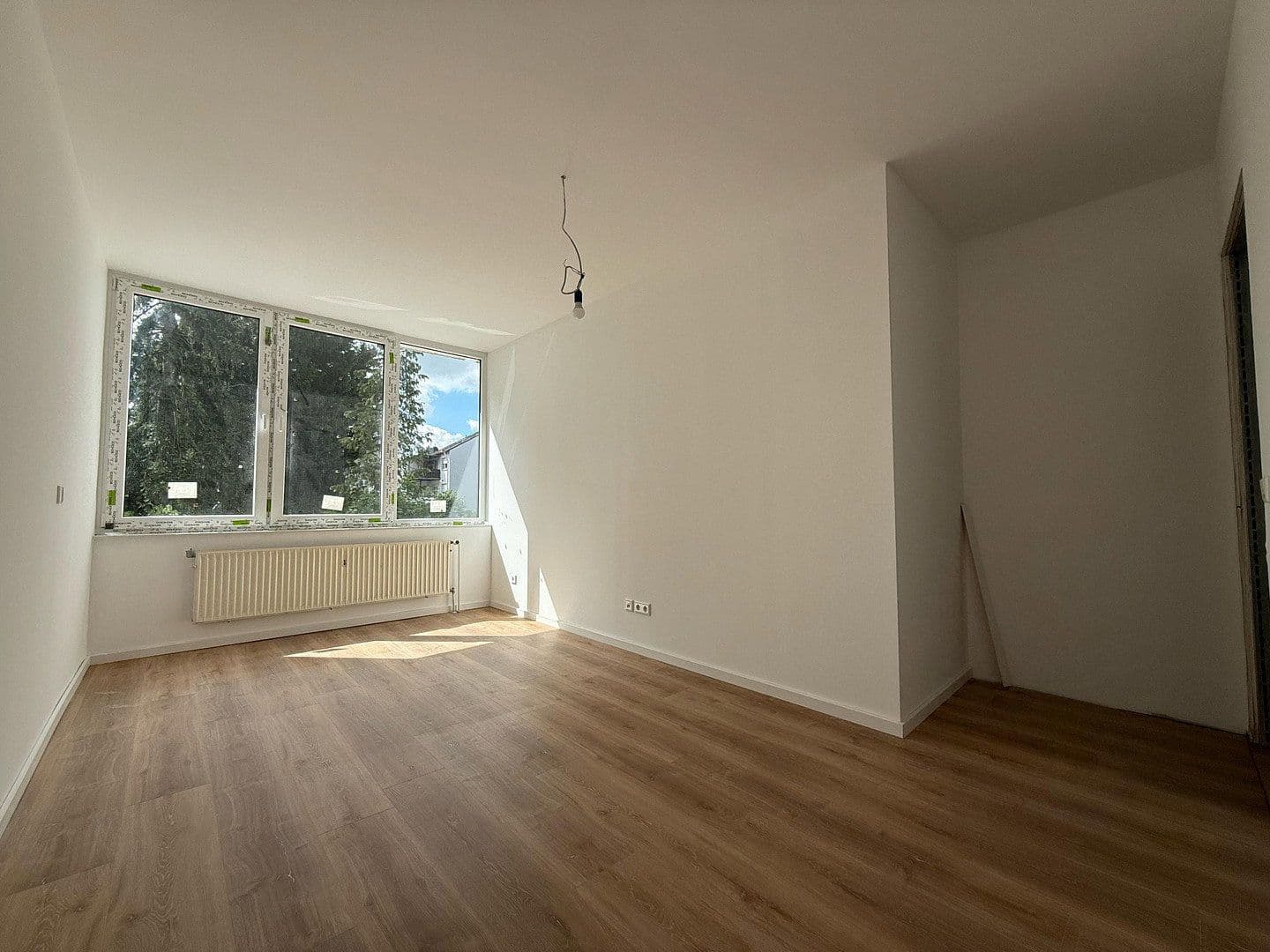 Pronájem bytu 3+1 102 m², Kölner Platz 2, Troisdorf, Severní Porýní-Vestfálsko Pronájem bytu 3+1 102 m², Kölner Platz 2, Troisdorf, Severní Porýní-Vestfálsko