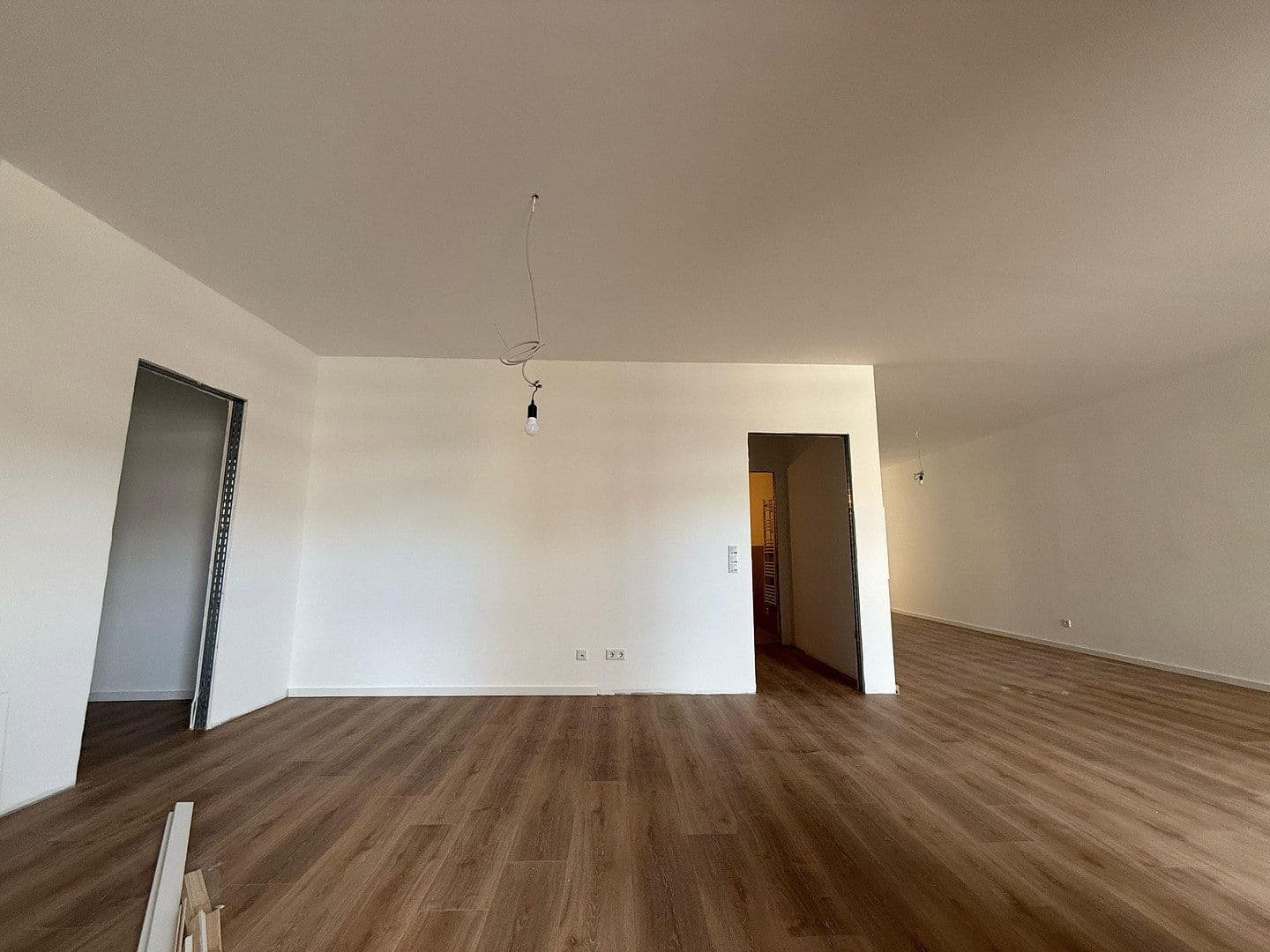 Pronájem bytu 3+1 102 m², Kölner Platz 2, Troisdorf, Severní Porýní-Vestfálsko Pronájem bytu 3+1 102 m², Kölner Platz 2, Troisdorf, Severní Porýní-Vestfálsko