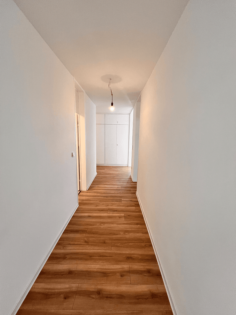 Pronájem bytu 3+1 94 m², Elsa/Brändströmsrtr 74, Nürnberg, Bavorsko Pronájem bytu 3+1 94 m², Elsa/Brändströmsrtr 74, Nürnberg, Bavorsko