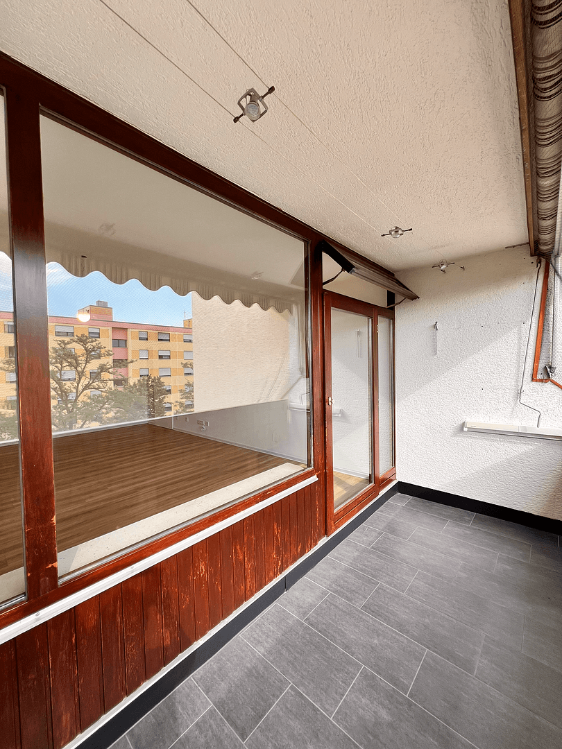 Pronájem bytu 3+1 94 m², Elsa/Brändströmsrtr 74, Nürnberg, Bavorsko Pronájem bytu 3+1 94 m², Elsa/Brändströmsrtr 74, Nürnberg, Bavorsko