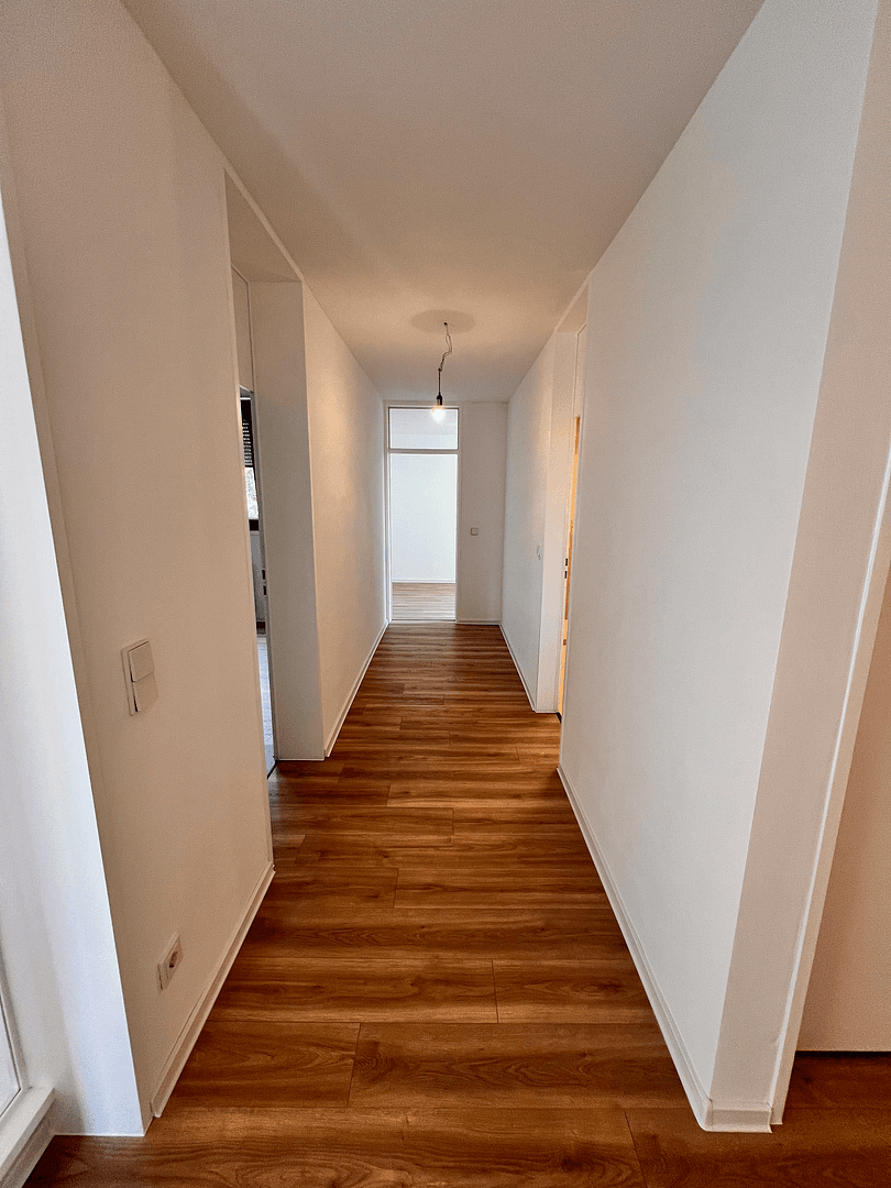 Pronájem bytu 3+1 94 m², Elsa/Brändströmsrtr 74, Nürnberg, Bavorsko Pronájem bytu 3+1 94 m², Elsa/Brändströmsrtr 74, Nürnberg, Bavorsko