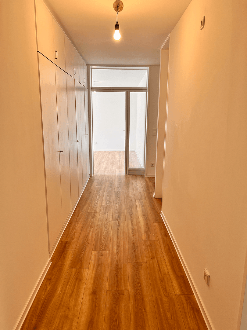 Pronájem bytu 3+1 94 m², Elsa/Brändströmsrtr 74, Nürnberg, Bavorsko Pronájem bytu 3+1 94 m², Elsa/Brändströmsrtr 74, Nürnberg, Bavorsko