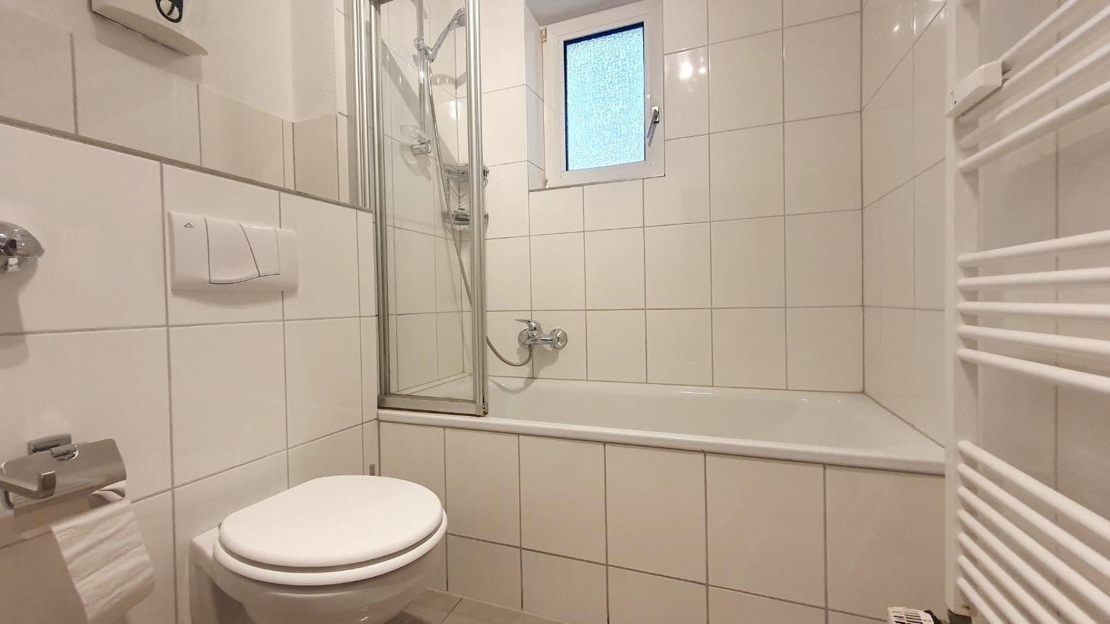 Pronájem bytu 2+1 62 m², Escherstraße 60, Köln, Severní Porýní-Vestfálsko Pronájem bytu 2+1 62 m², Escherstraße 60, Köln, Severní Porýní-Vestfálsko