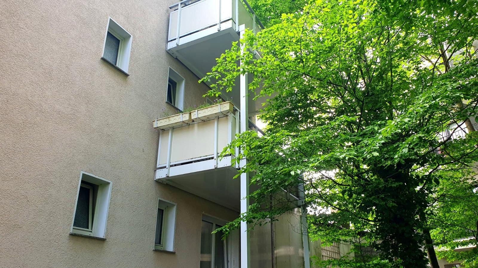 Pronájem bytu 2+1 62 m², Escherstraße 60, Köln, Severní Porýní-Vestfálsko Pronájem bytu 2+1 62 m², Escherstraße 60, Köln, Severní Porýní-Vestfálsko