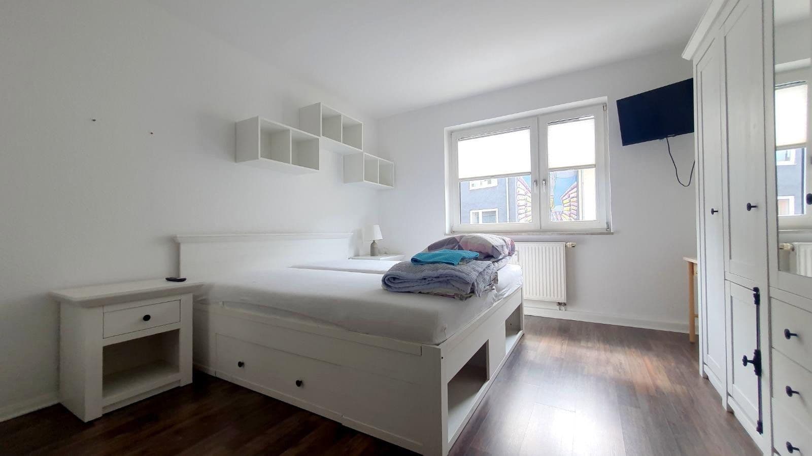 Pronájem bytu 2+1 62 m², Escherstraße 60, Köln, Severní Porýní-Vestfálsko Pronájem bytu 2+1 62 m², Escherstraße 60, Köln, Severní Porýní-Vestfálsko