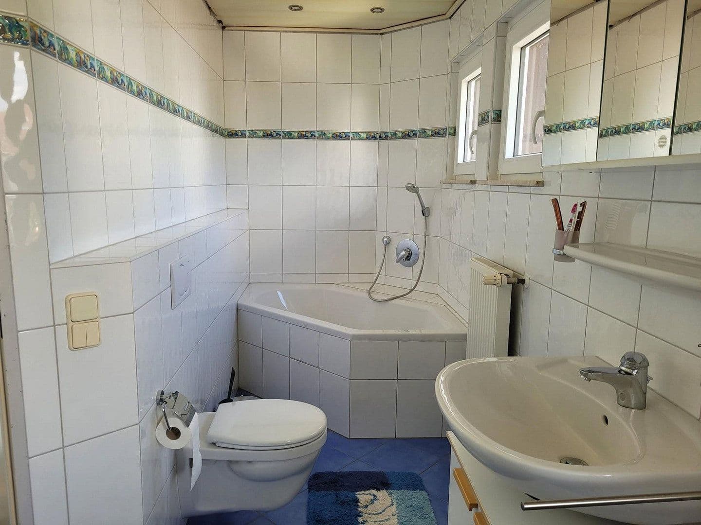 Prodej domu 167 m², pozemek 944 m², Hans-Böckler-Str. 24, Ludwigshafen am Rhein, Porýní-Falc Prodej domu 167 m², pozemek 944 m², Hans-Böckler-Str. 24, Ludwigshafen am Rhein, Porýní-Falc