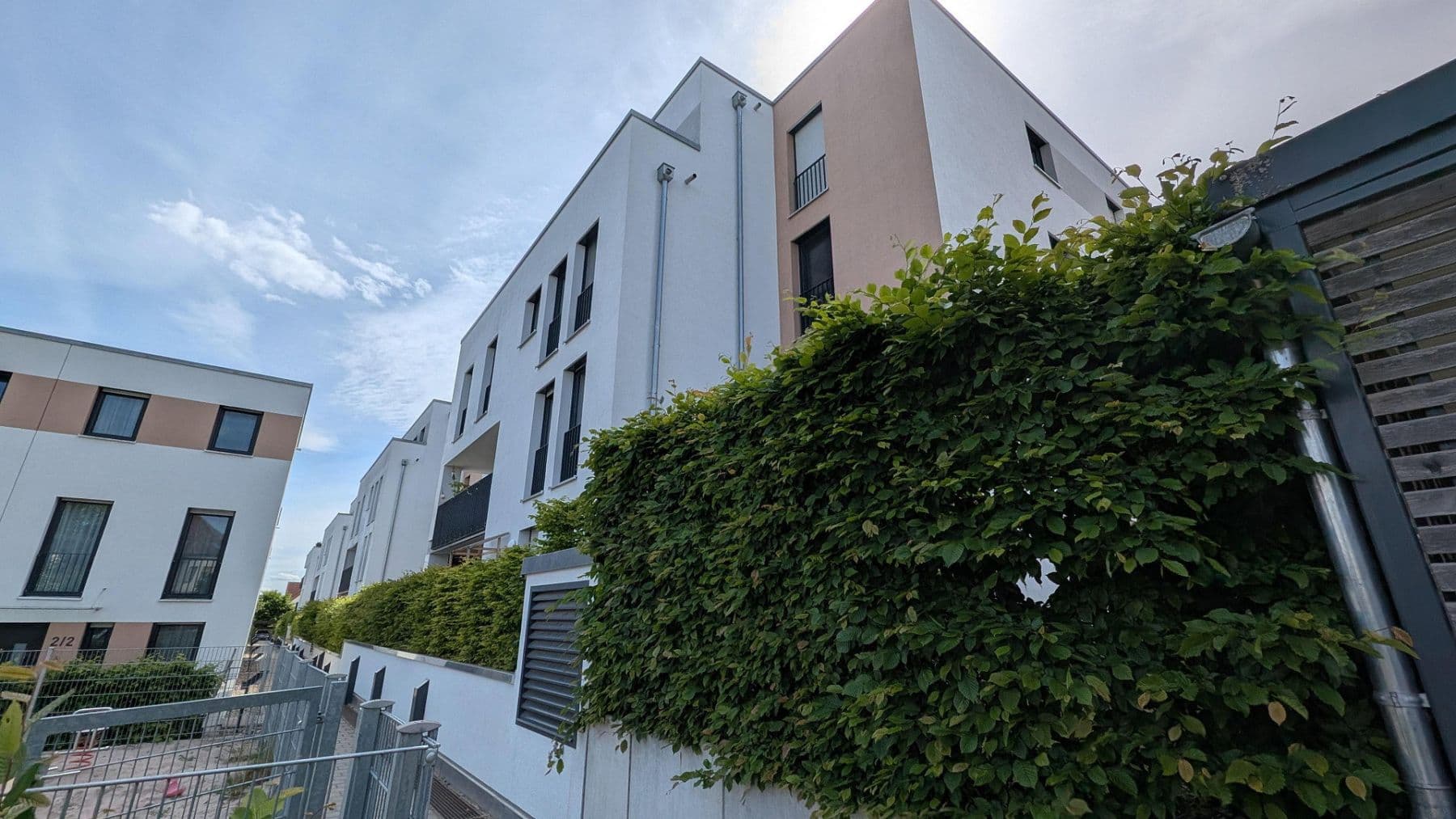 Prodej bytu 3+1 91 m², Herrenberg, Bádensko-Württembersko Prodej bytu 3+1 91 m², Herrenberg, Bádensko-Württembersko
