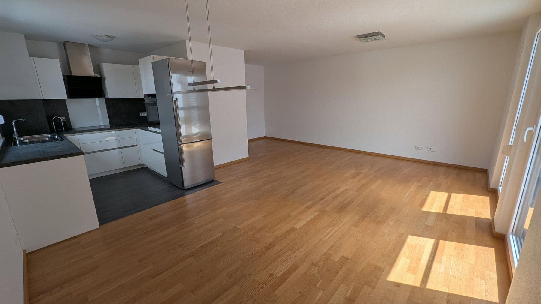 Prodej bytu 3+1 91 m², Herrenberg, Bádensko-Württembersko Prodej bytu 3+1 91 m², Herrenberg, Bádensko-Württembersko