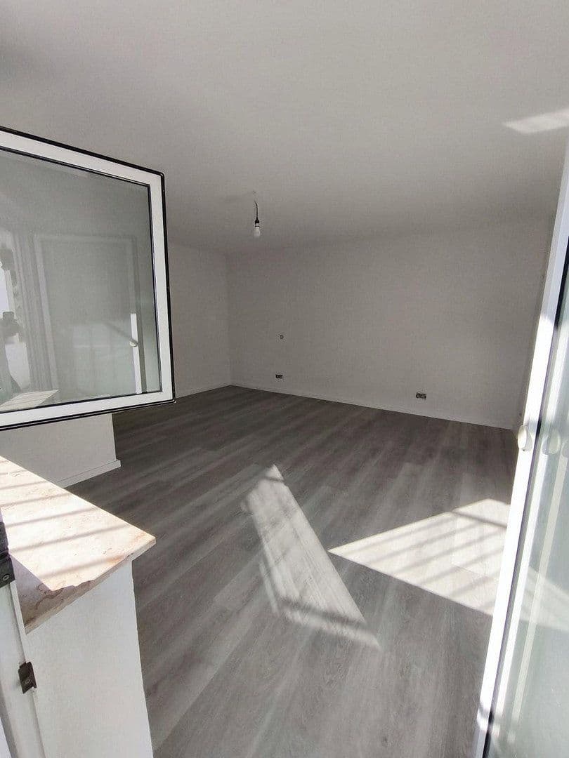 Pronájem bytu 2+1 63 m², March, Bádensko-Württembersko Pronájem bytu 2+1 63 m², March, Bádensko-Württembersko