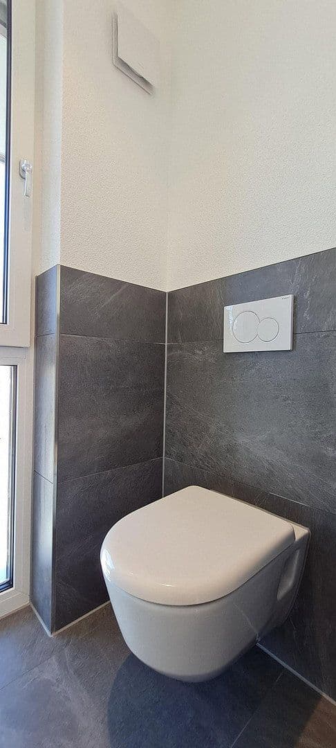 Pronájem domu 137 m², pozemek 40 m², Bad Säckingen, Bádensko-Württembersko Pronájem domu 137 m², pozemek 40 m², Bad Säckingen, Bádensko-Württembersko
