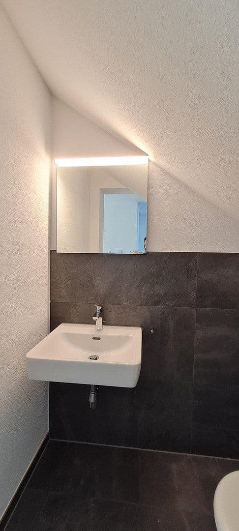 Pronájem domu 137 m², pozemek 40 m², Bad Säckingen, Bádensko-Württembersko Pronájem domu 137 m², pozemek 40 m², Bad Säckingen, Bádensko-Württembersko