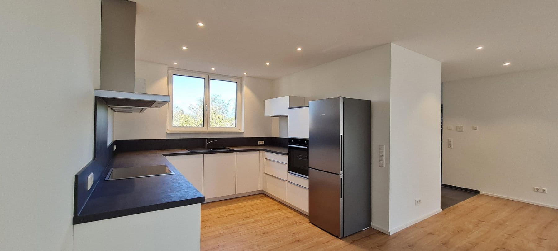 Pronájem domu 137 m², pozemek 40 m², Bad Säckingen, Bádensko-Württembersko Pronájem domu 137 m², pozemek 40 m², Bad Säckingen, Bádensko-Württembersko