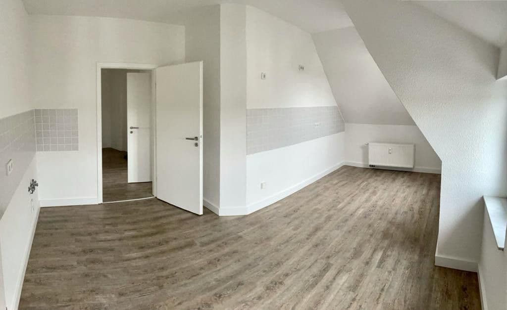 Pronájem bytu 2+1 77 m², Markkleeberg, Sasko Pronájem bytu 2+1 77 m², Markkleeberg, Sasko