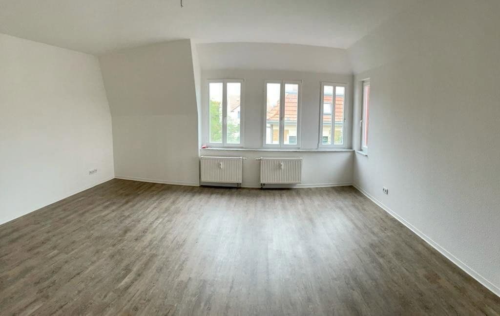 Pronájem bytu 2+1 77 m², Markkleeberg, Sasko Pronájem bytu 2+1 77 m², Markkleeberg, Sasko