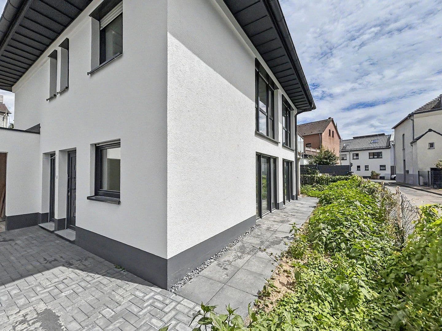 Pronájem bytu 2+1 78 m², Siegburg, Severní Porýní-Vestfálsko Pronájem bytu 2+1 78 m², Siegburg, Severní Porýní-Vestfálsko