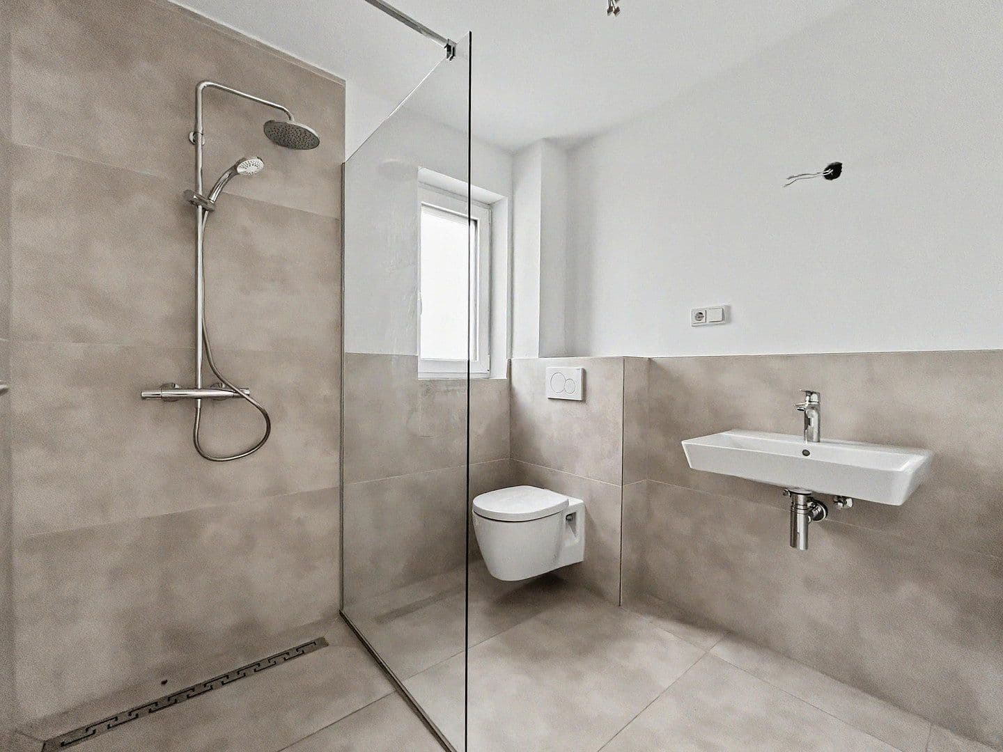 Pronájem bytu 2+1 78 m², Siegburg, Severní Porýní-Vestfálsko Pronájem bytu 2+1 78 m², Siegburg, Severní Porýní-Vestfálsko