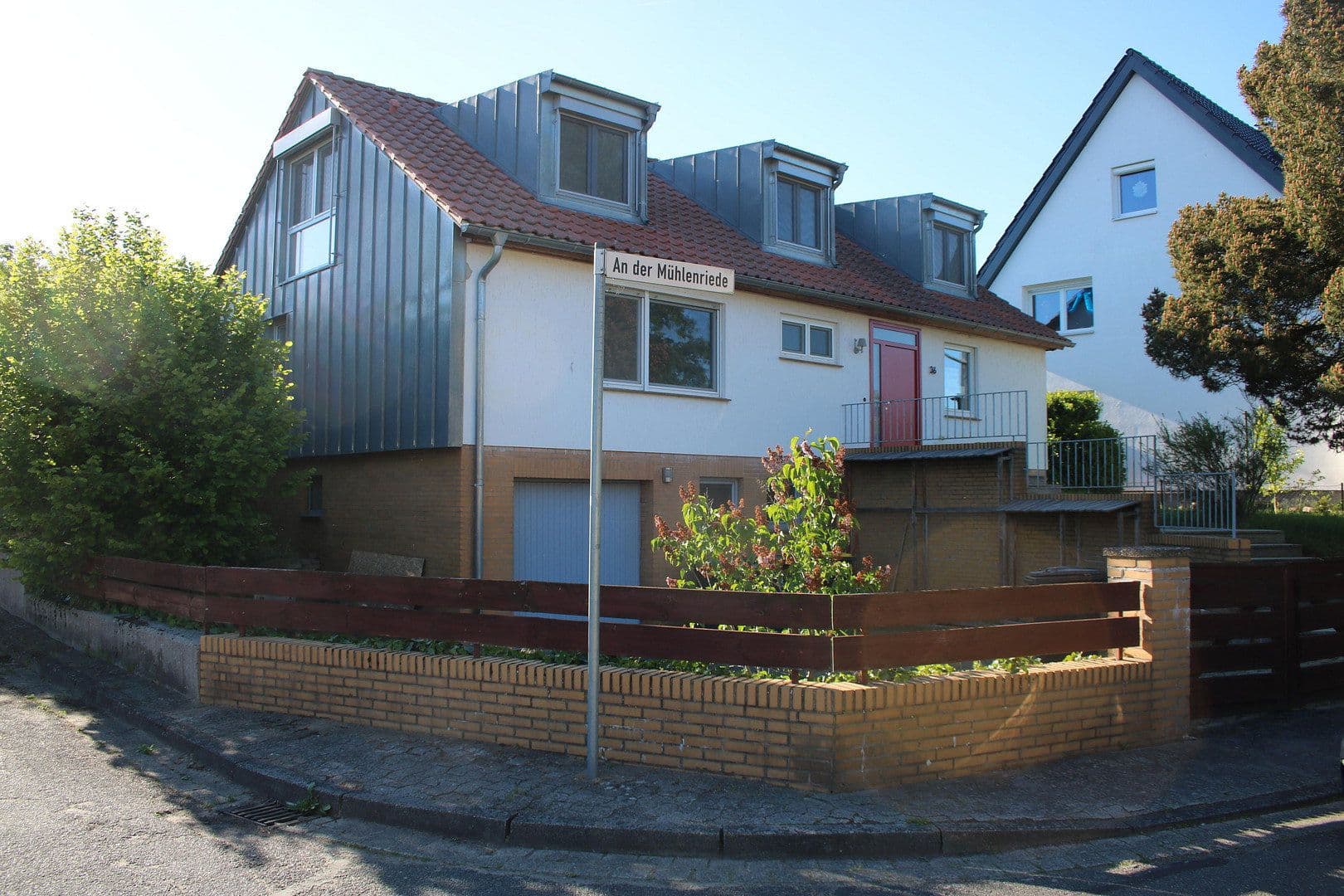Prodej domu 200 m², pozemek 994 m², Wolfsburg, Dolní Sasko Prodej domu 200 m², pozemek 994 m², Wolfsburg, Dolní Sasko